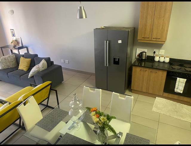 2 BEDROOM APARTMENT TO LET IN WAVERLEY